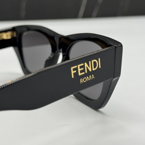 NEW FENDI BLACK GREY WOMEN SUNGLASSES FENDI FE40100I 01A